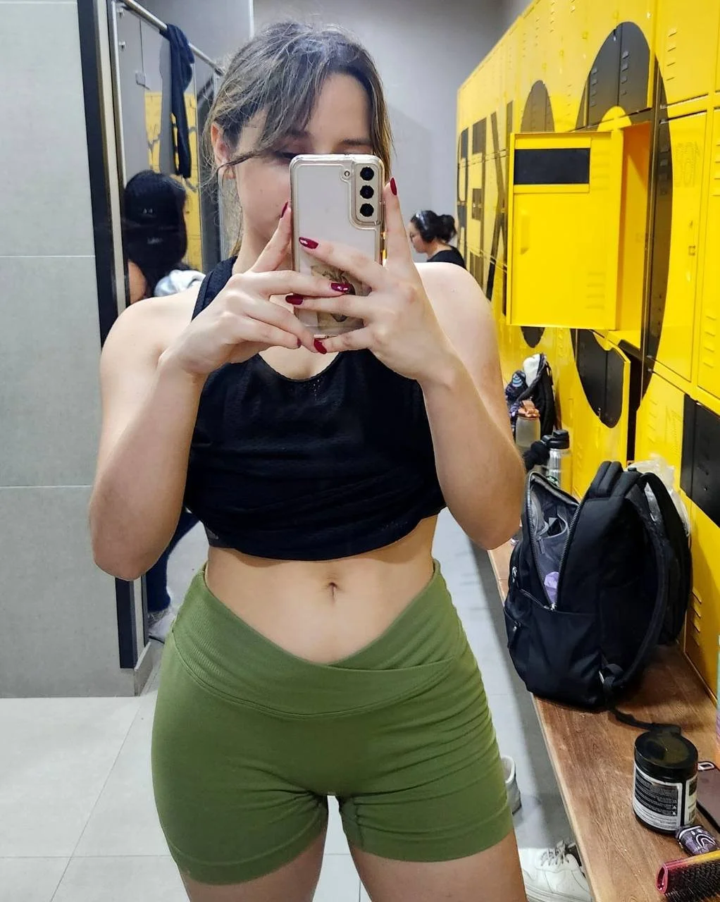 Nueva puta de seguidor cornudo nos comparte a su rica puta Xim main image