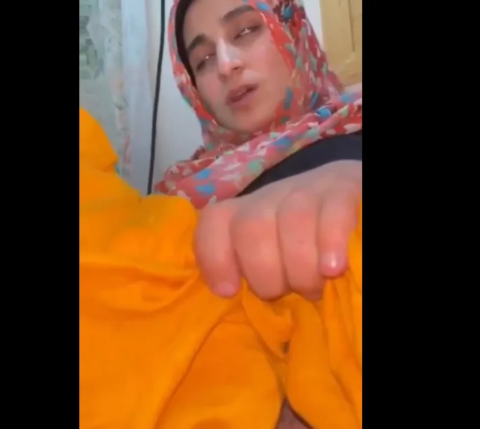 juicy hijaby pussy main image
