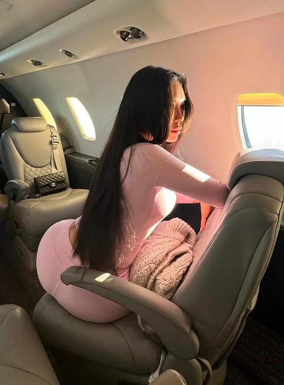 Estherng 3 image 5