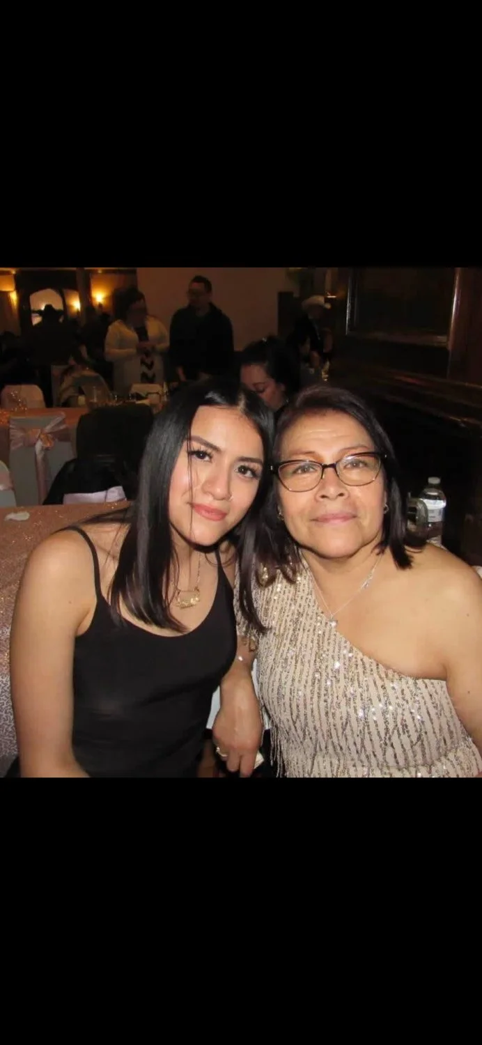 Des Plaines Latina Cristy shared image 4