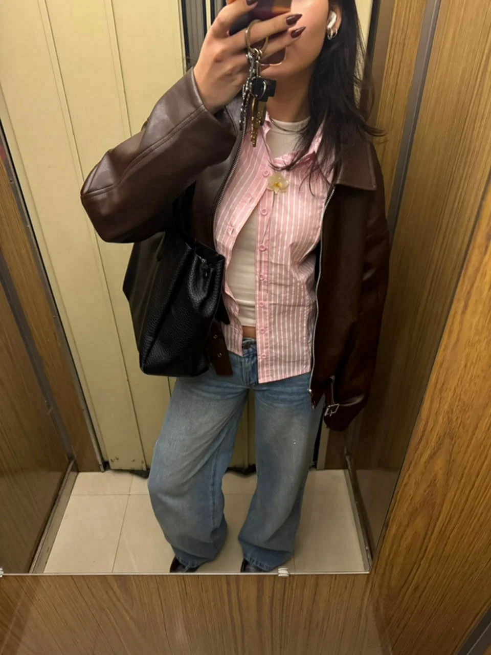 teen aggressive throat fuck image 13