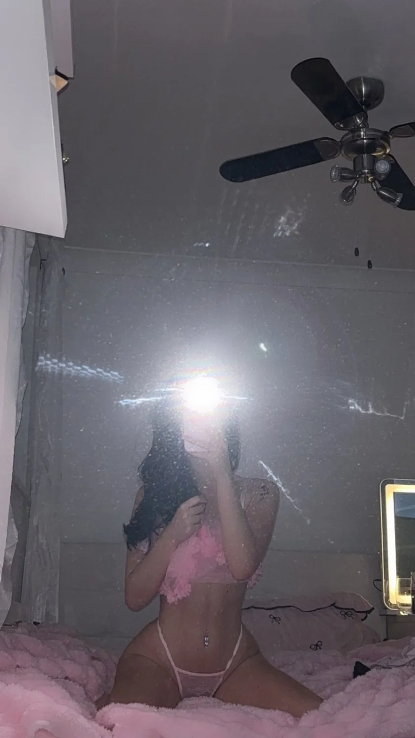 Busty college girl with a fat ass main image