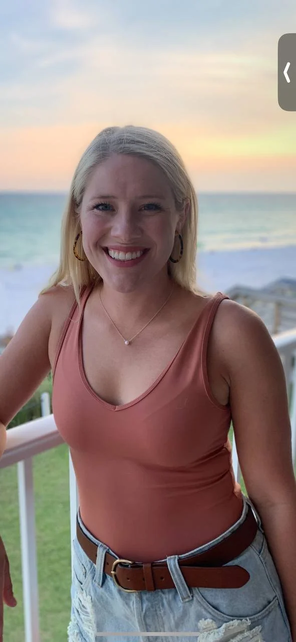 Blind MILF leaked image 1