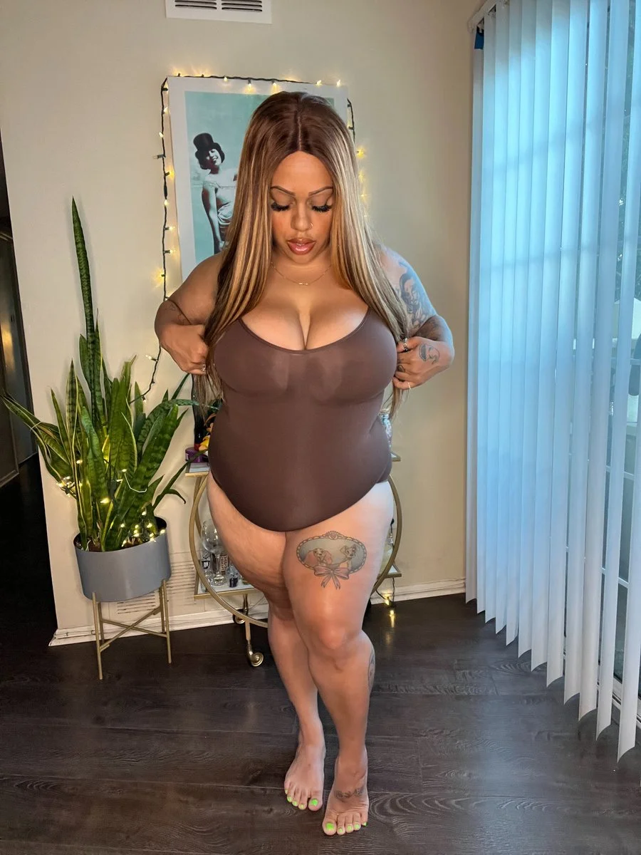 huge milf tits image 7