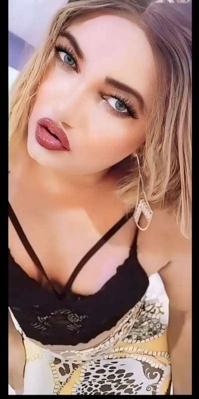 Essa boquinha faz mágica 😈🤤 cover image