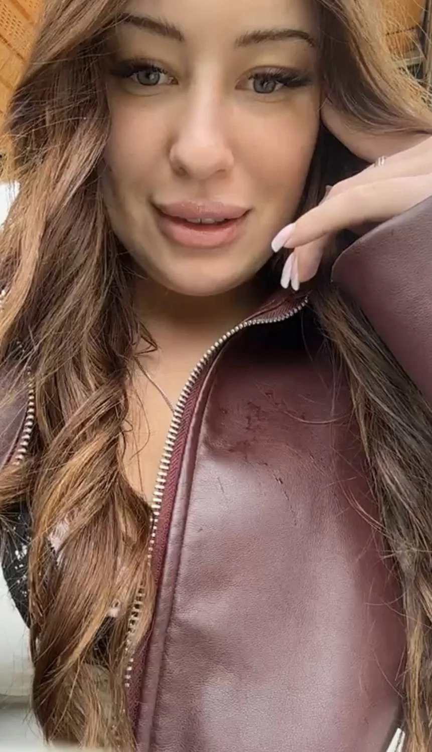 Juicy pussy image 7