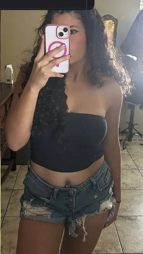 Latina bop Liliana blowjob leak image 3