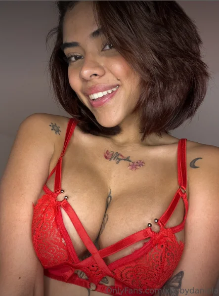 Daniela image 5