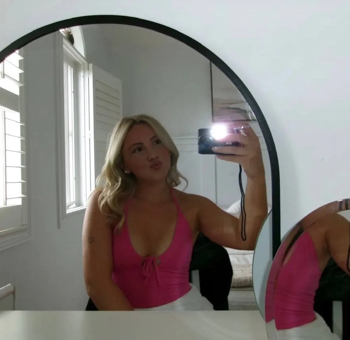 Sweet Ashley from Canada image 2