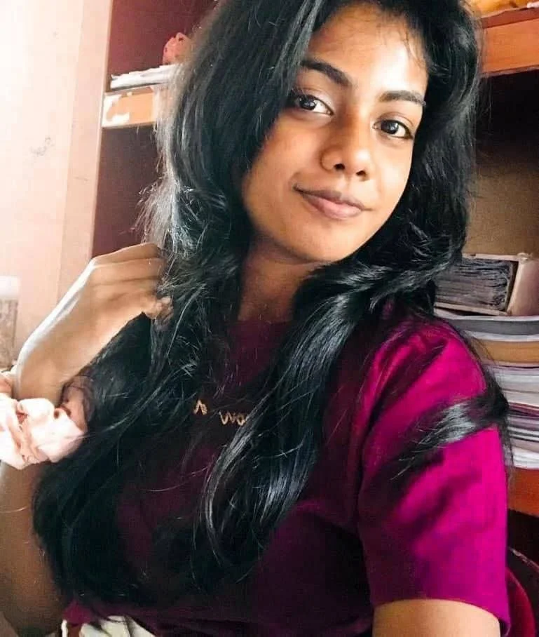 562 - Tamil cute girl with bf videos image 6