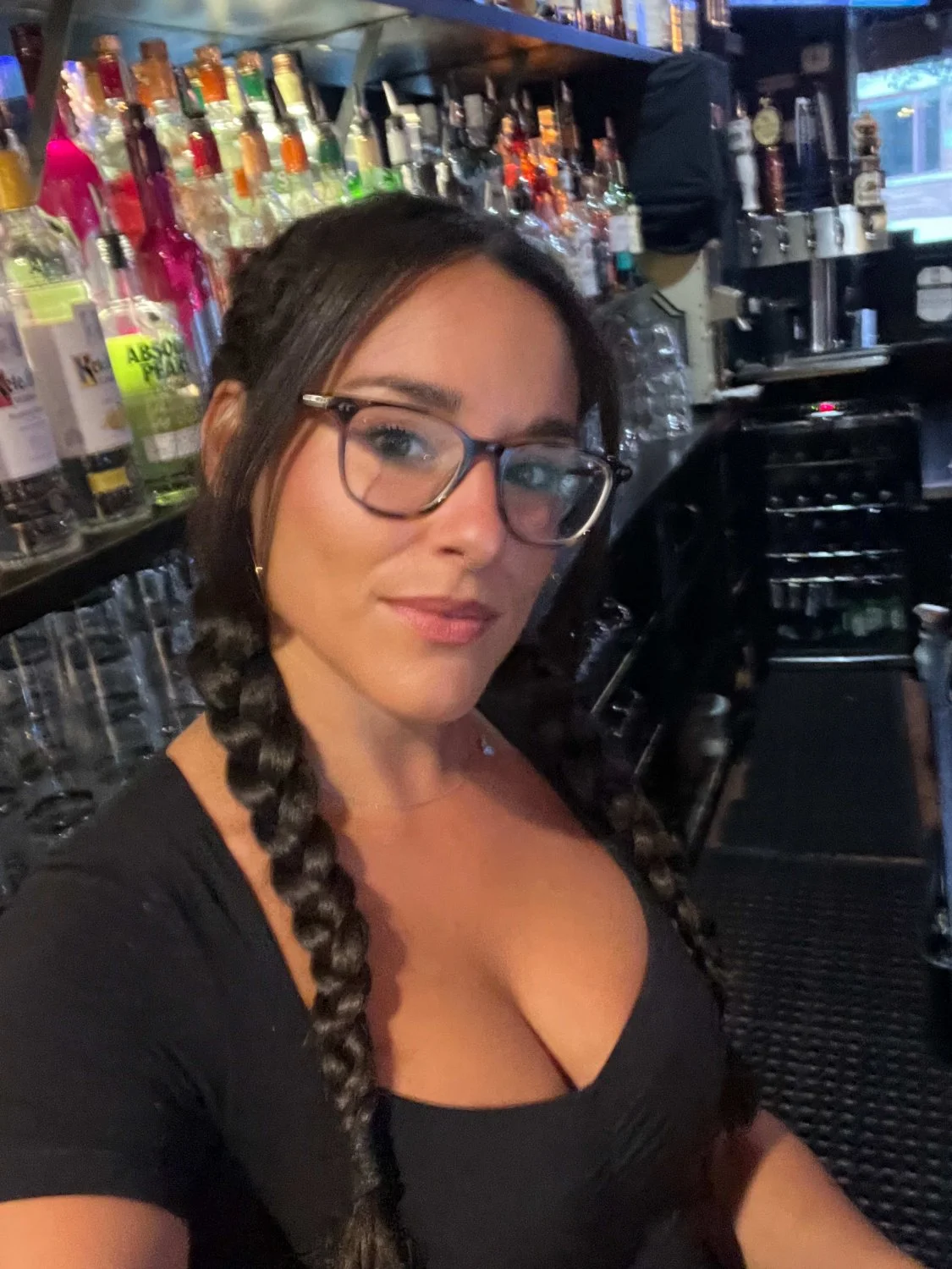 Puerto Rican bartender and singer Alyssa loves taking backshots main image