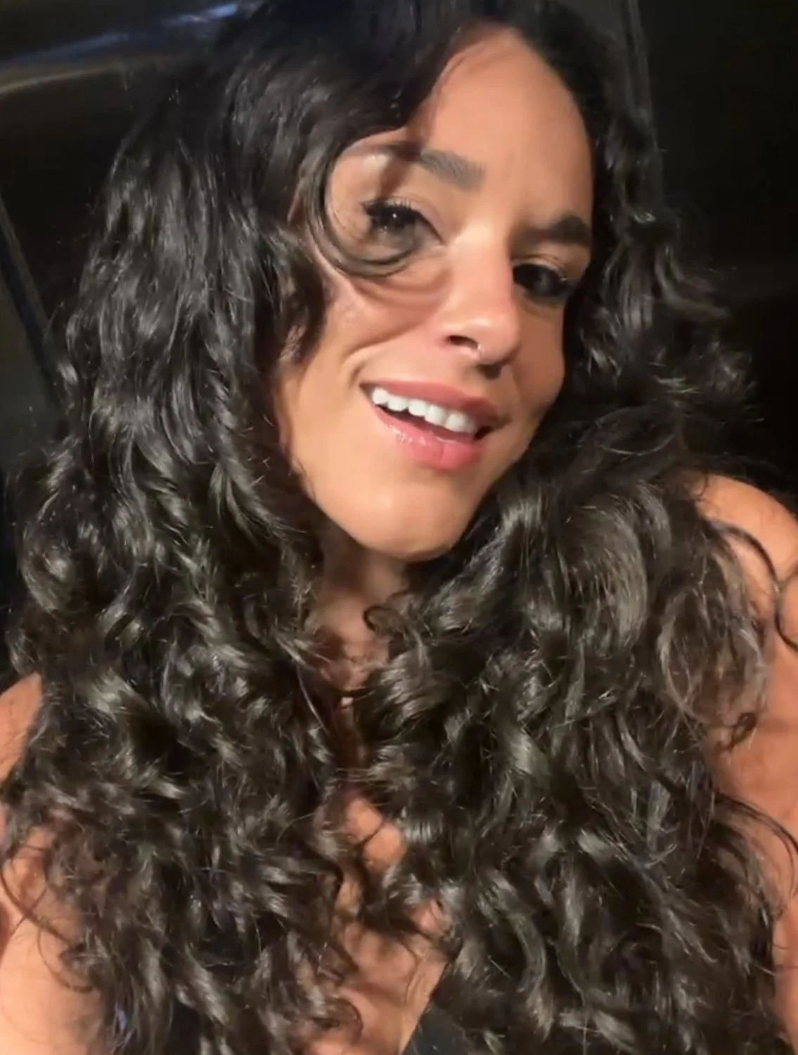 Puerto Rican bartender and singer Alyssa loves taking backshots image 6