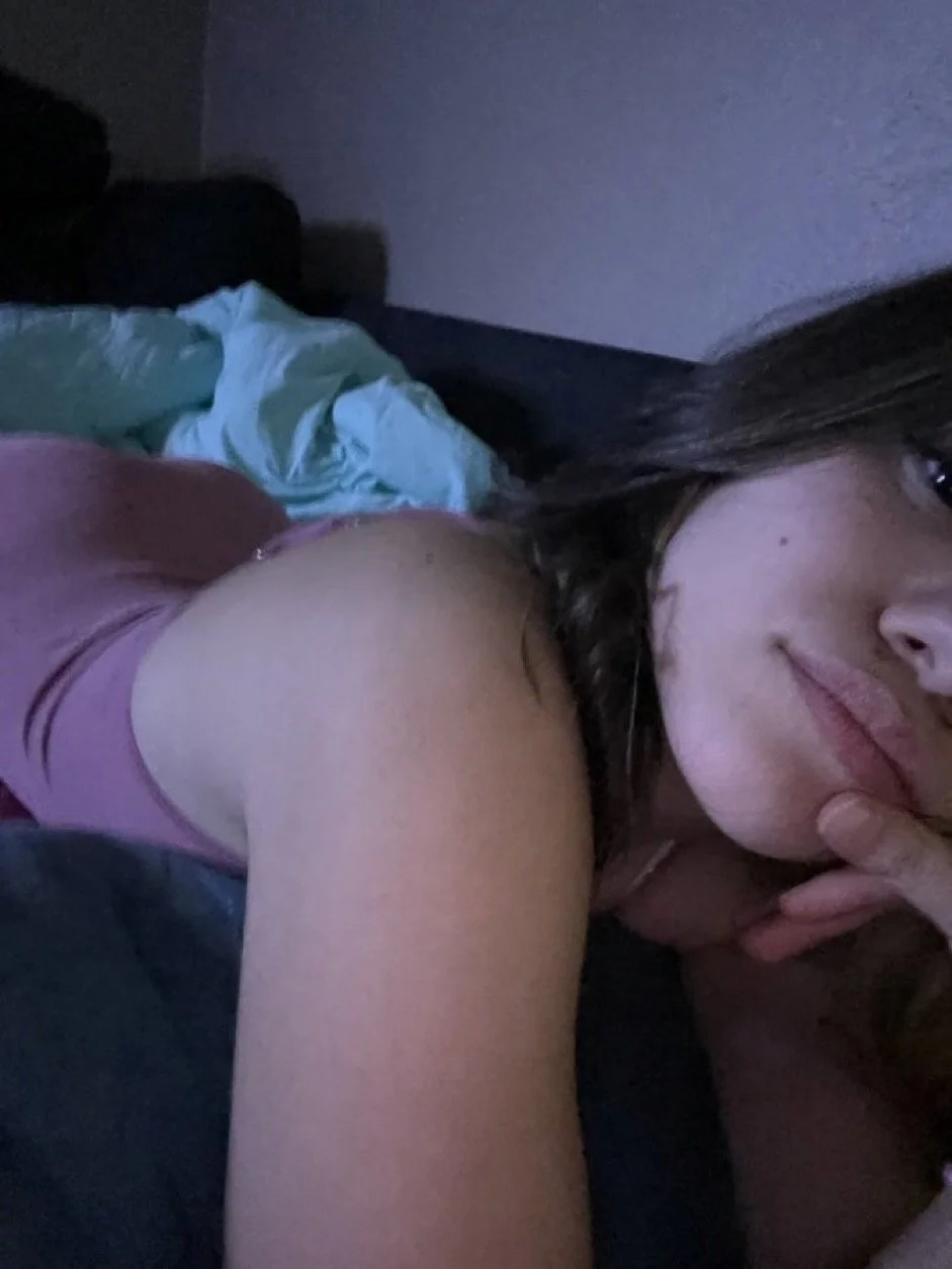 Cute slut main image
