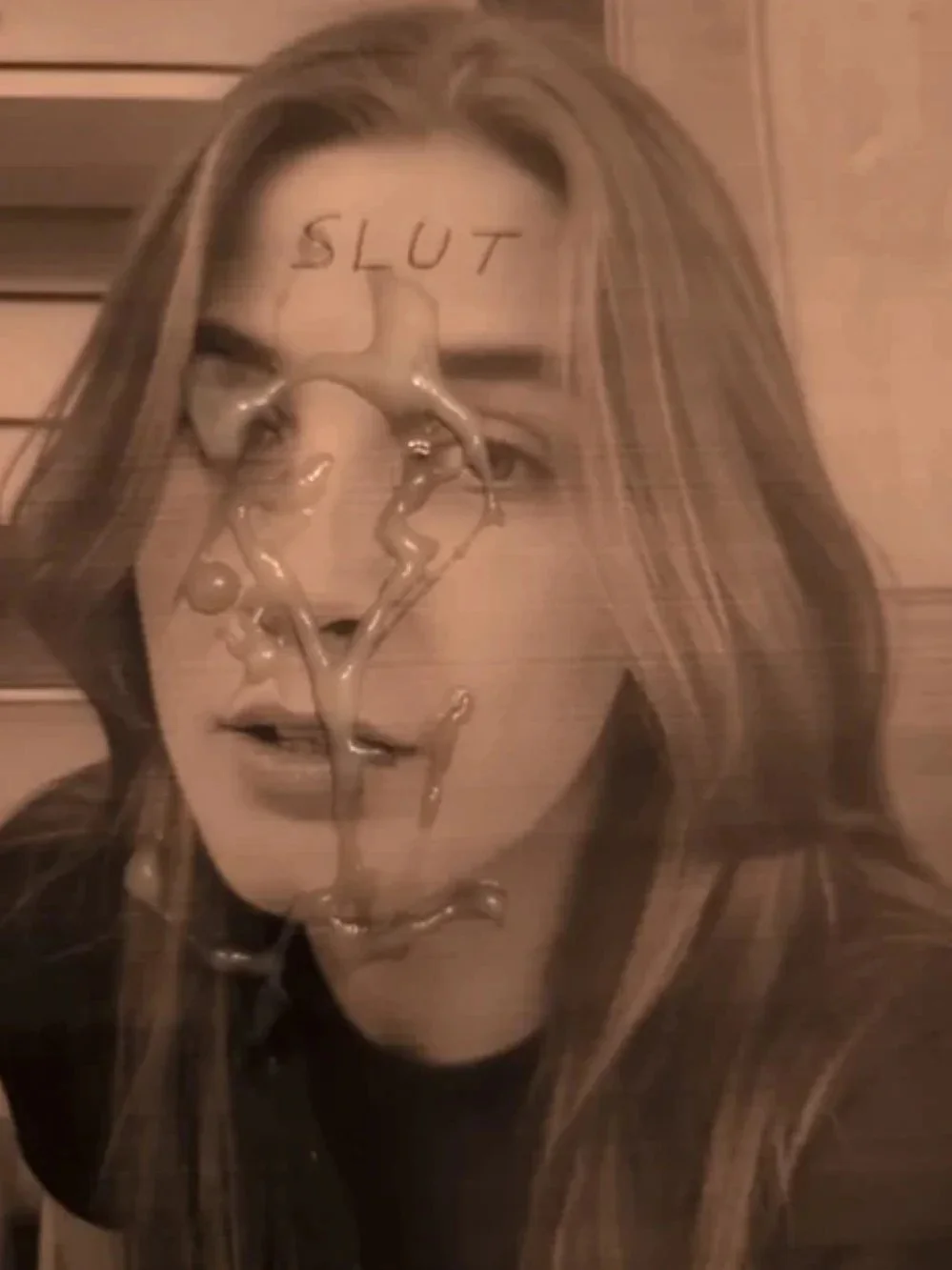 Sarah, 21, Slut teases you image 2