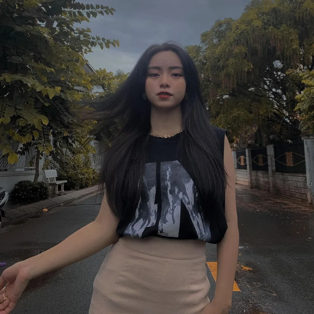 the sluttiest girl in vietnam image 23
