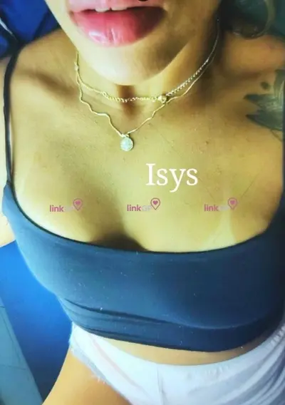 Isys Vitória - Privacy cover image