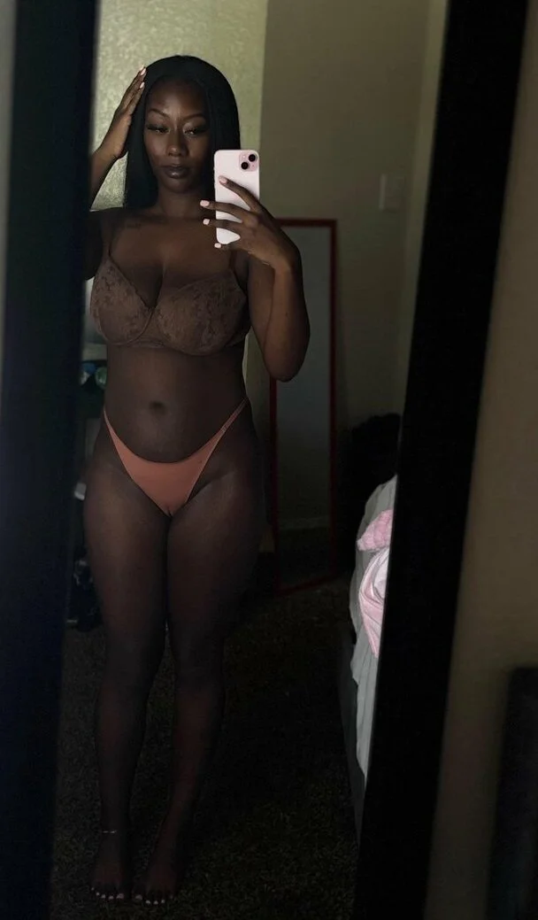 Honey Adore image 16