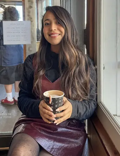 Latina 21 yo with sexy feet and beautiful face cover image