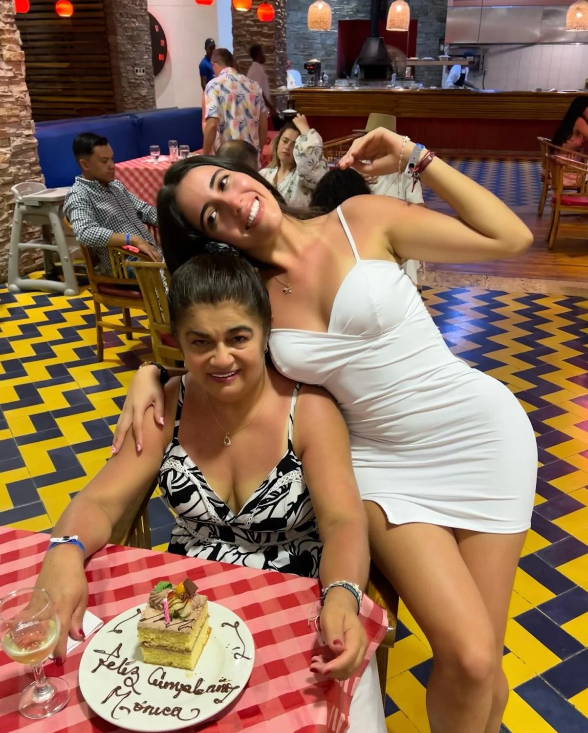 Verónica Boyer wants to be your new semen dump, who gives the first tribute on her image 15