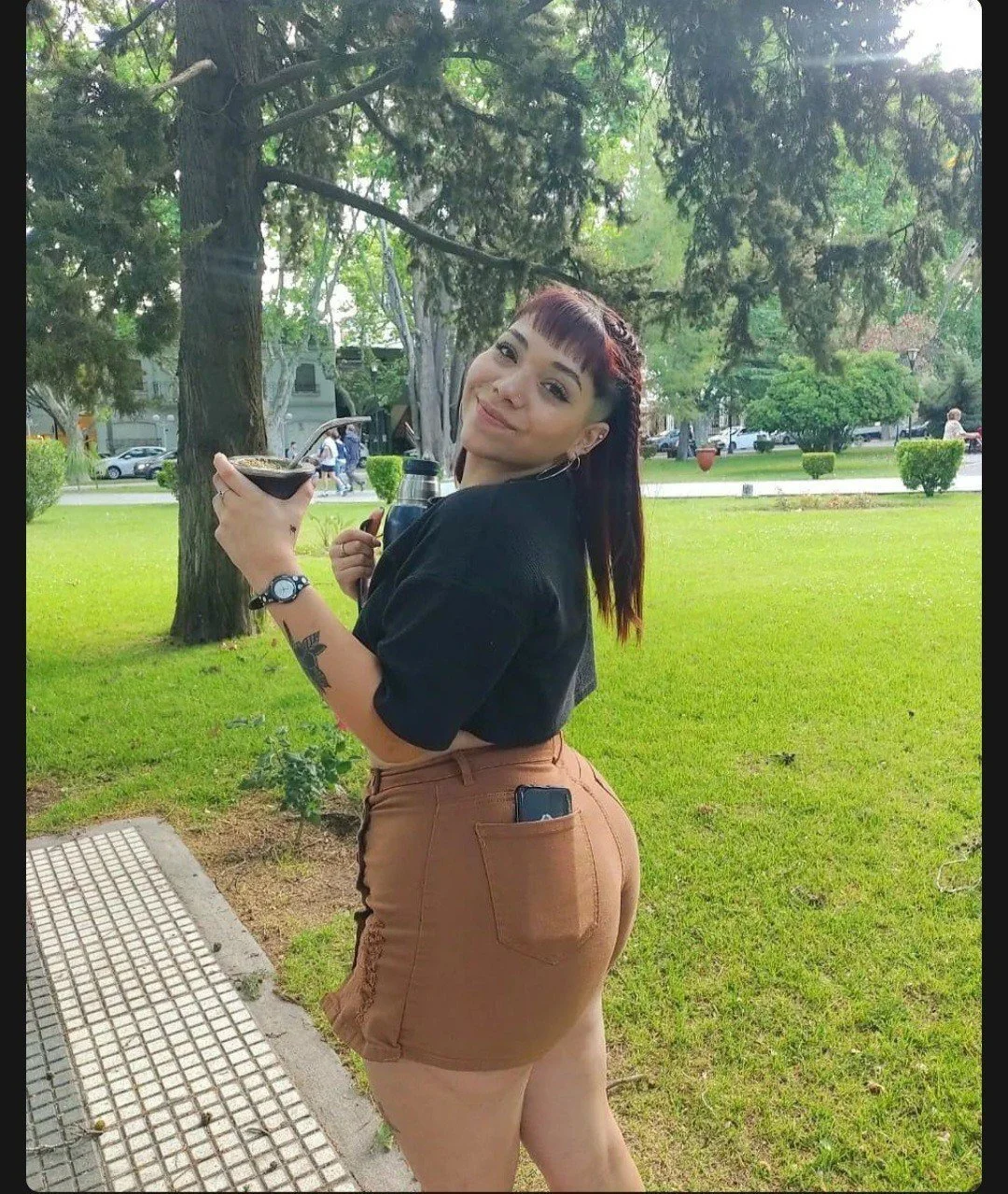 Gaucha Bolsonarista fez suruba 🇧🇷 🍑🍆🍆🍆 main image