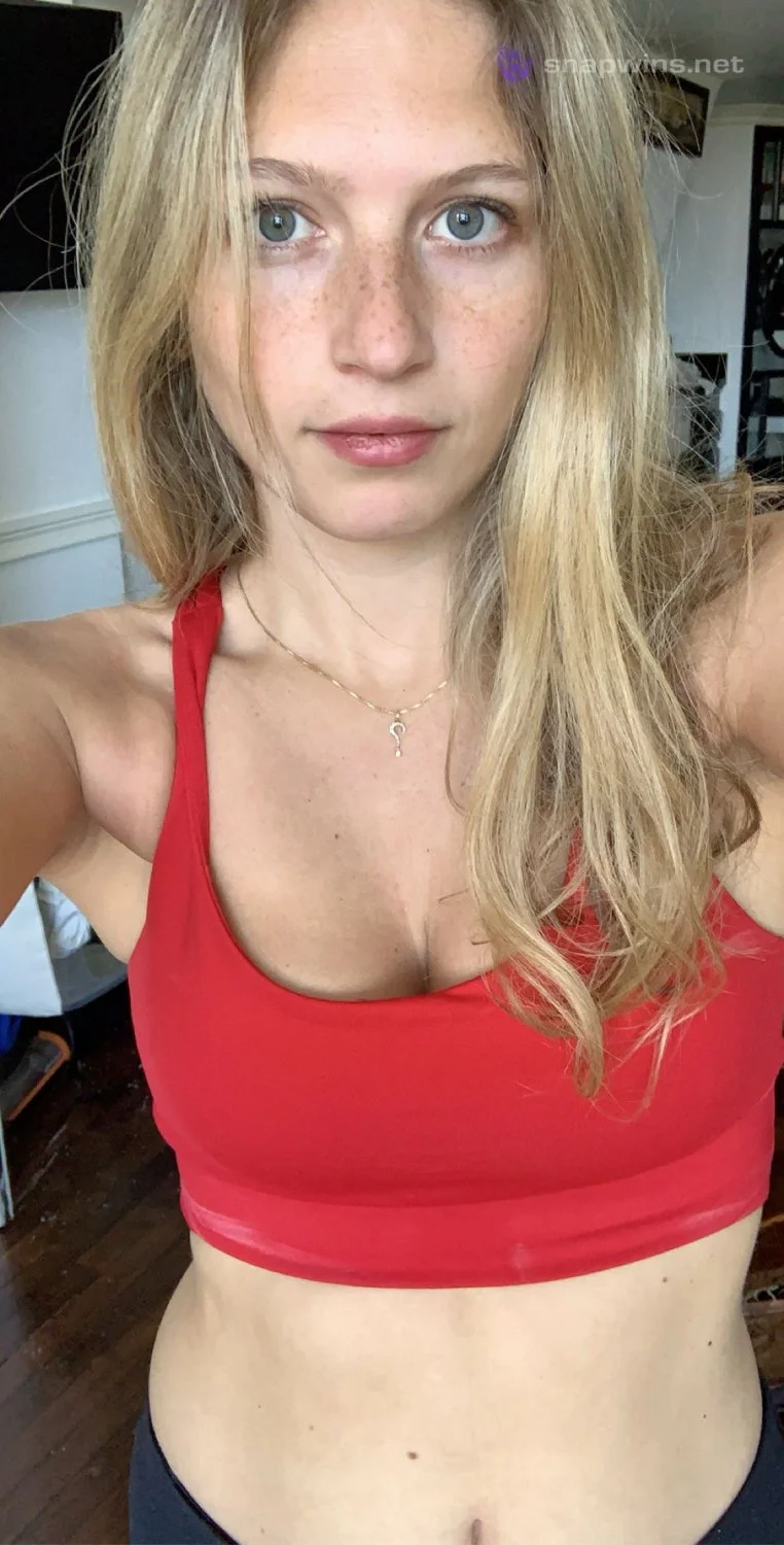 Emily K image 19