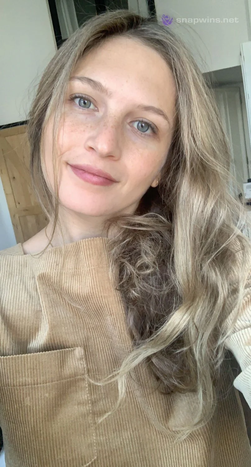 Emily K image 24