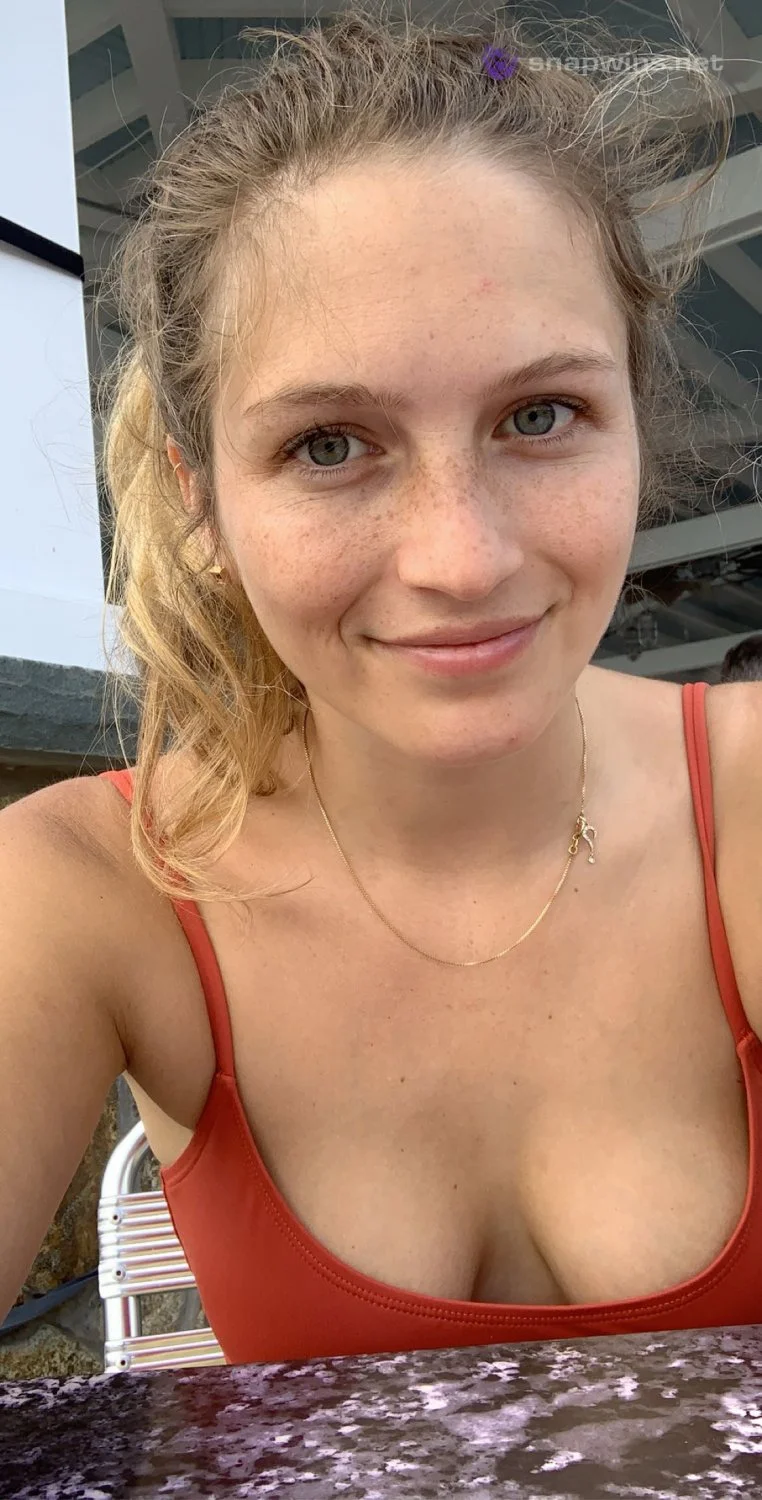 Emily K image 32