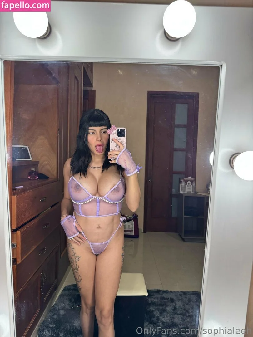 SOPHIA LEEH SEXY image 12