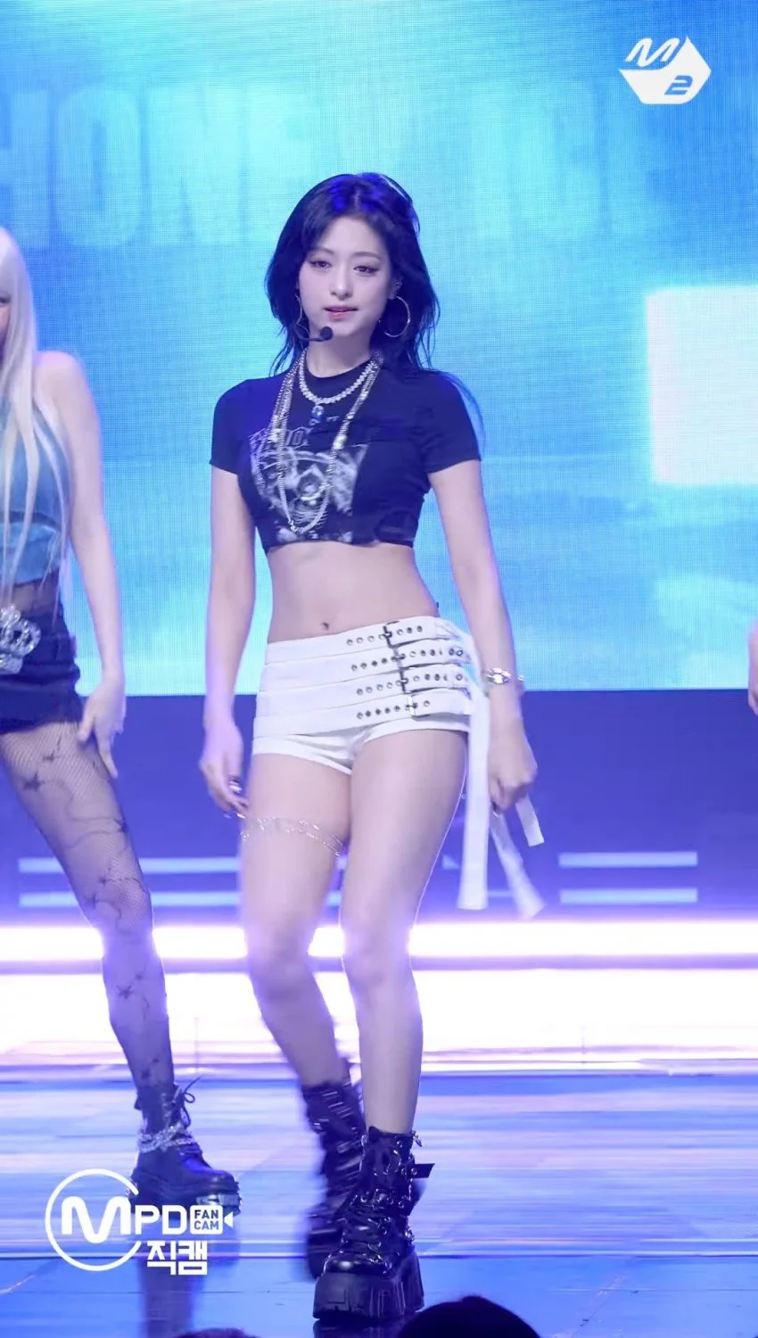 Random Idol (kpop) Pictures 68 image 24
