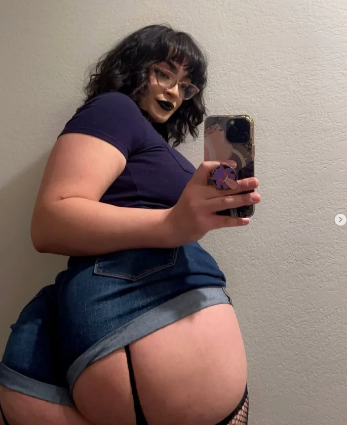 missvaniitys - thick thicc busty cutie big ass booty amputee from instagram and tiktok image 6