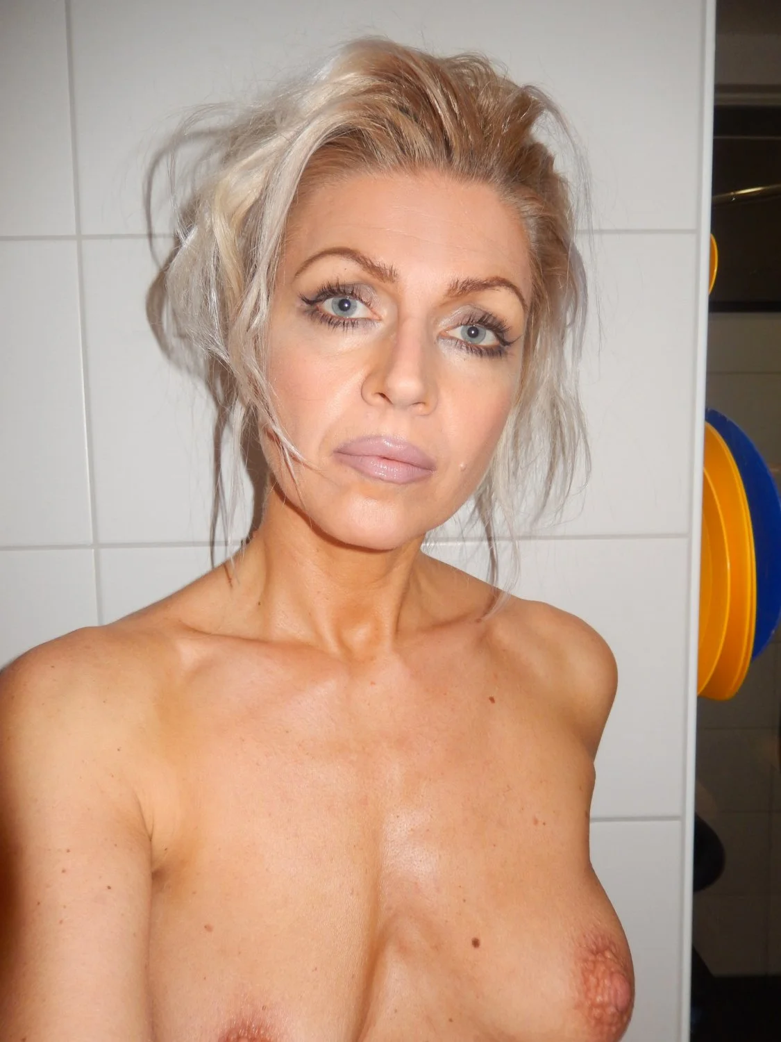 Sexy Blonde Milf (4/6) image 35