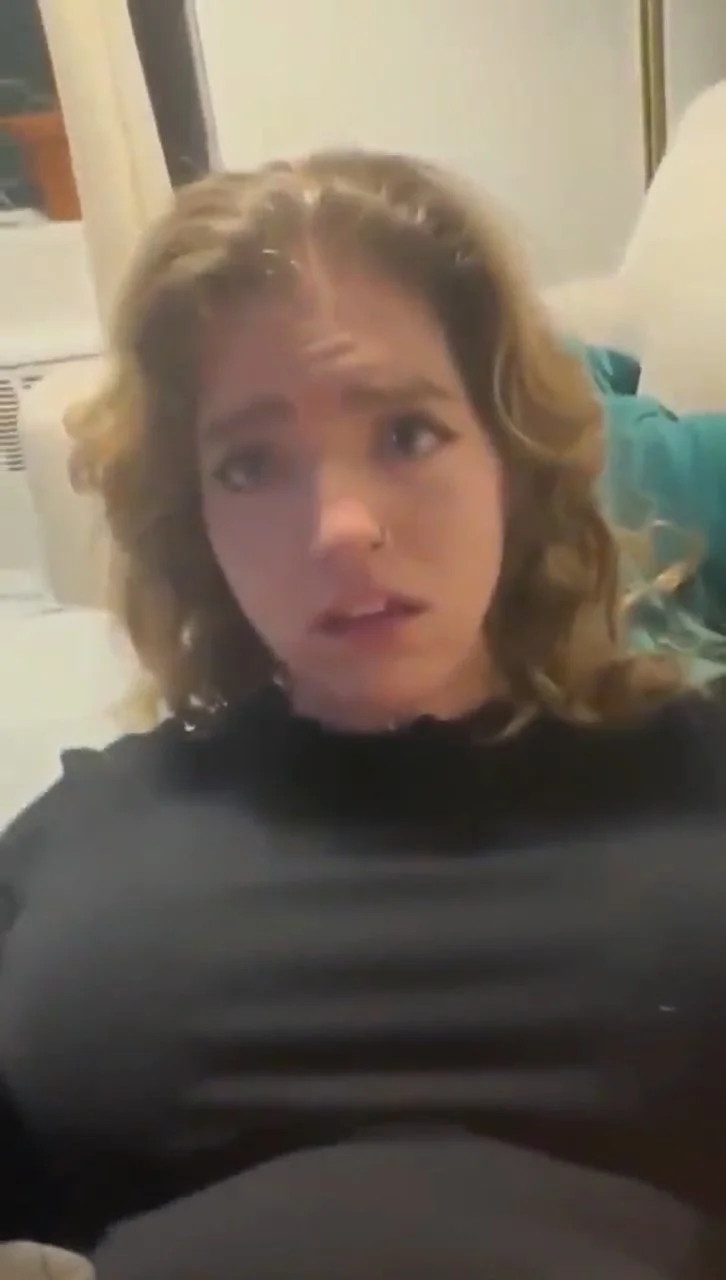 Blonde girlfriend get fuck amateur image 2