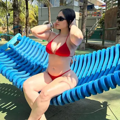 Debs perfeita cover image