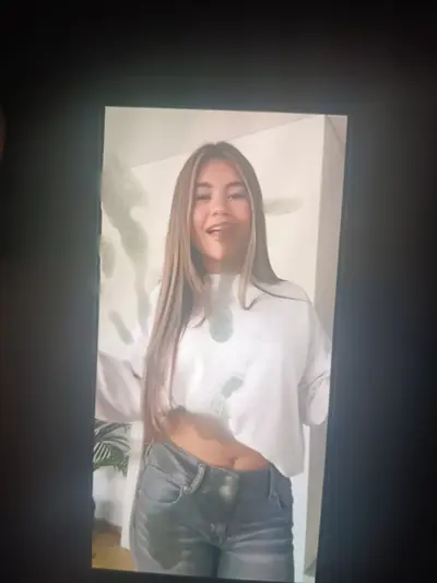 Aleynamovezz cover image