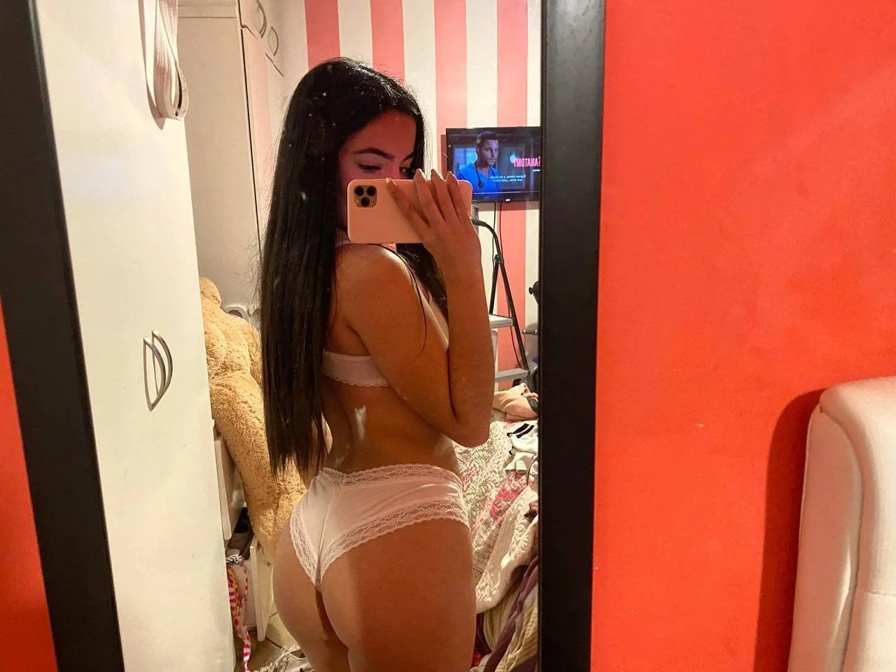 Latina estadounidense teen morocha jovencita sexy culona deliciosa nudes image 3