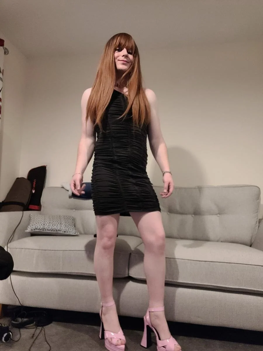 More Sissy Zoe throwbacks x image 3
