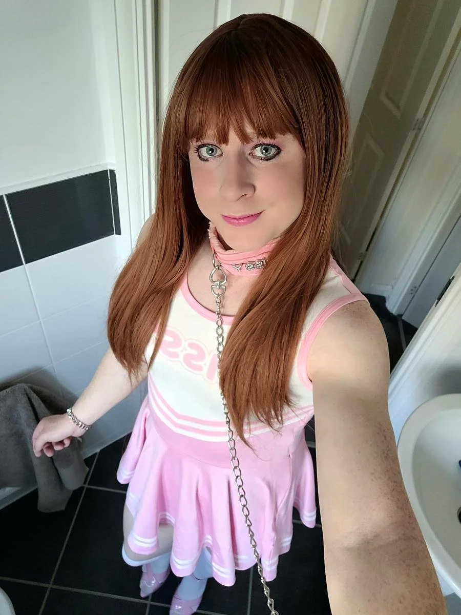 More Sissy Zoe throwbacks x image 4