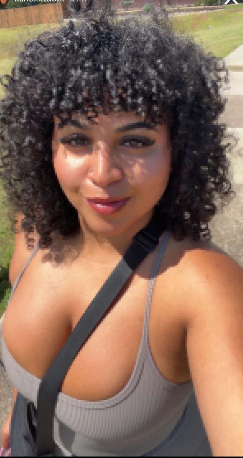 Sexy thick mixed slut Kiley from Austin Tx shows off her round titties and ass image 3