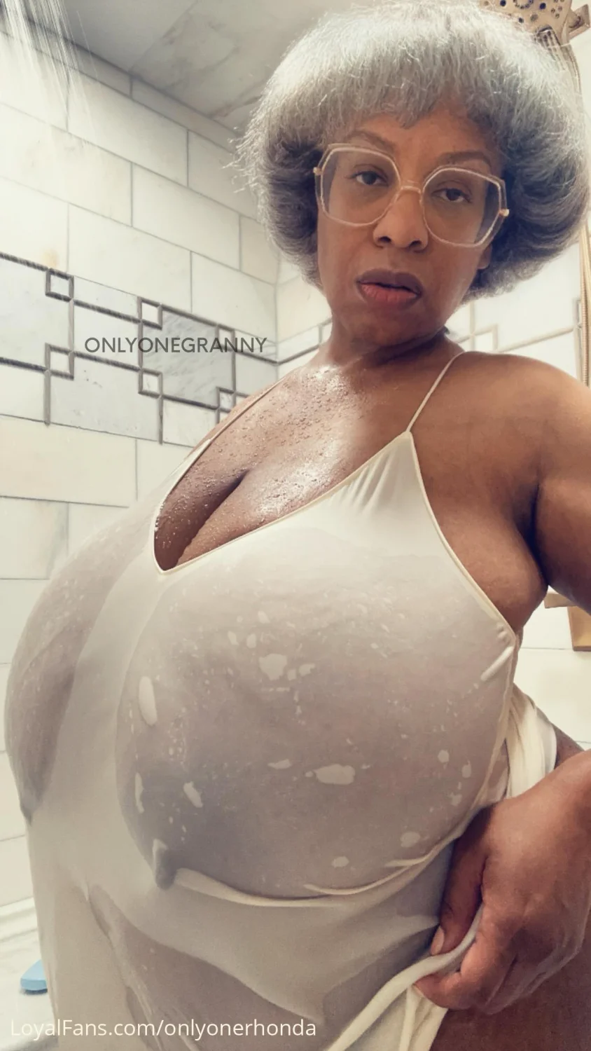 ONLYONEGRANNY 🤤🤤🤤🤤 main image
