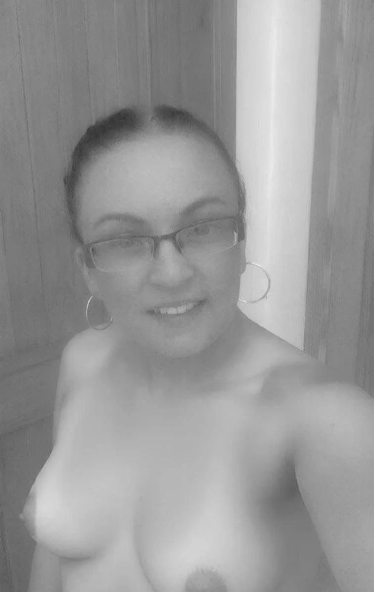 Kezz from Sheffield image 6