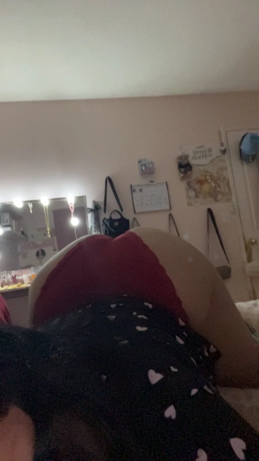 Teen latina image 4