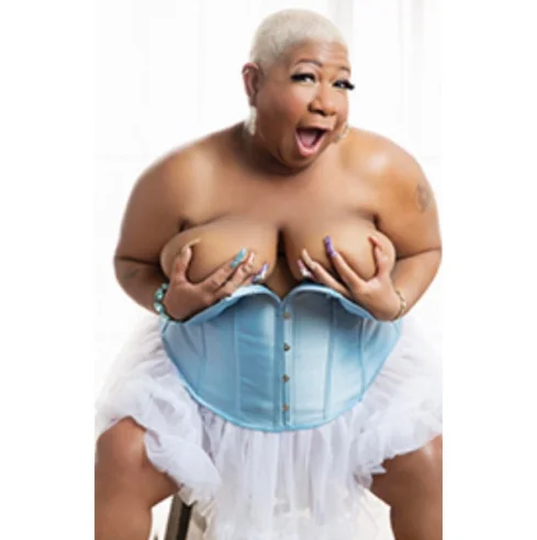 Chunky celebrity poses for magazine image 2