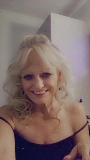 57 yrs old Gilf Diamond image 3