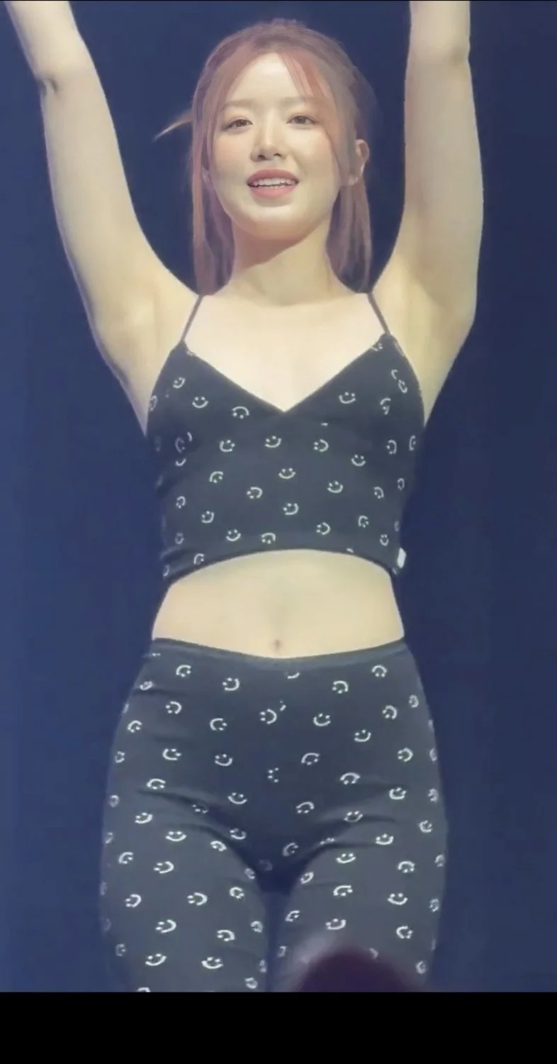 (G)-IDLE Shuhua Xray Filter image 1