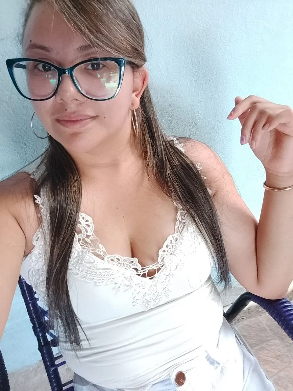 Esposinha bucetuda image 3