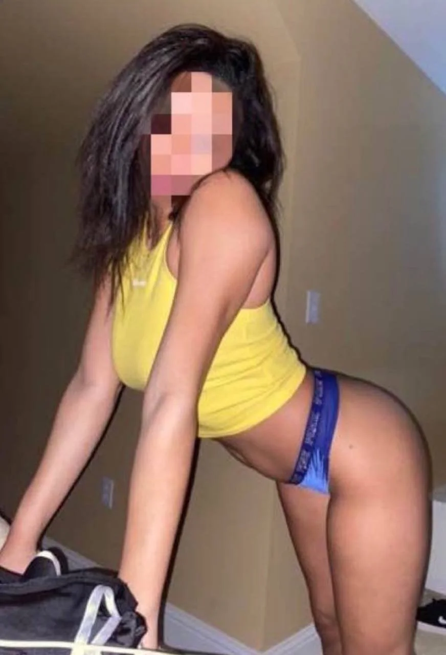 Kay 26 image 4