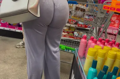 Thick Italian Milf In Juicy Sweats cover image