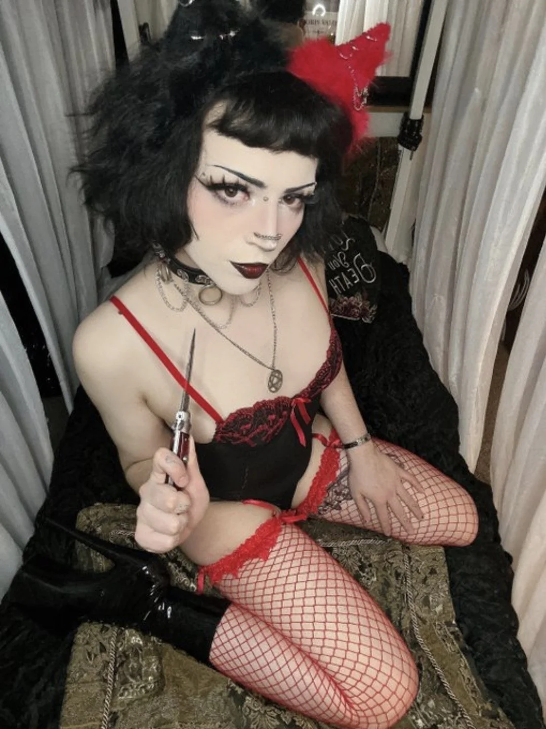 Goth trans baddie [ ts, shemale, femboy, trap, tranny, transgender, gay, sissy ] image 2