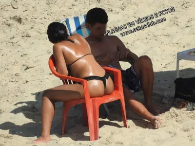 Flagras de gostosas na praia Selma Recife cover image