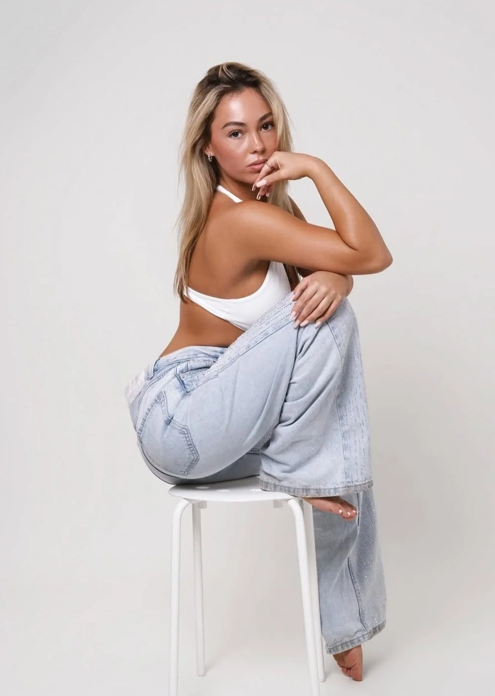 Amateur blonde porn casting image 4